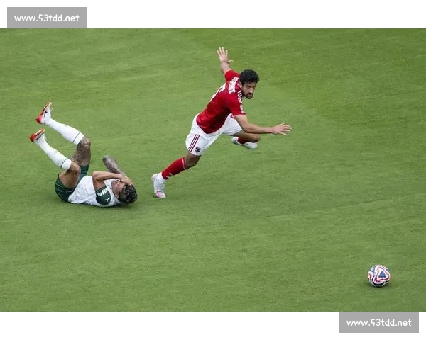 燃爆全场的精彩足球瞬间集锦回顾与经典进球精选